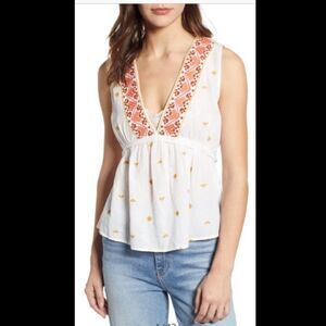 NWT Lucky romantic embroidered top